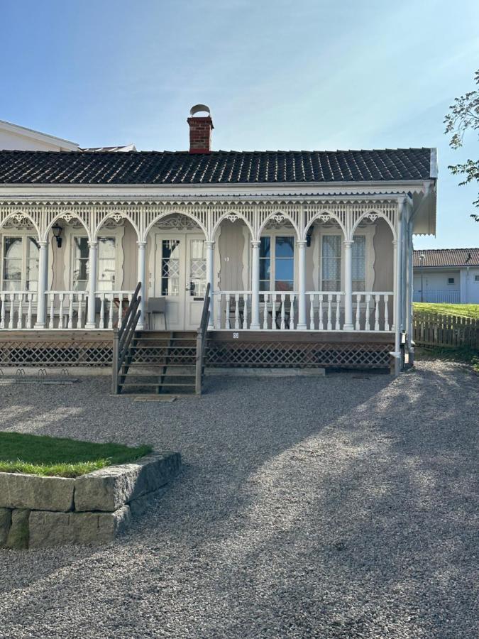 Crusellska Vandrarhemmet Stromstad Exterior photo